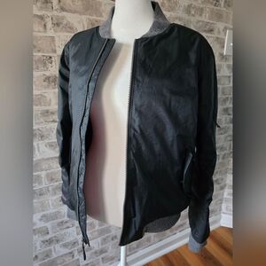 Cole Haan x Mountain Hardwear Down Insulated Black Gray Bomber Jacket Size M